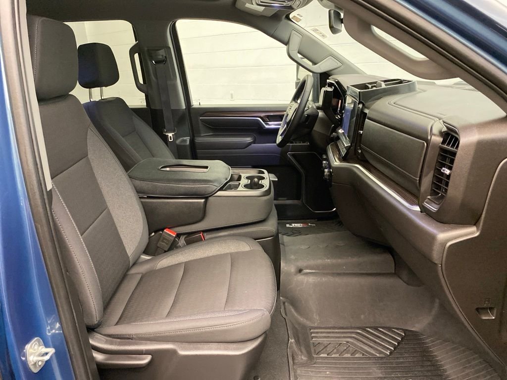 Used 2025 Blue Chevrolet LT image 25
