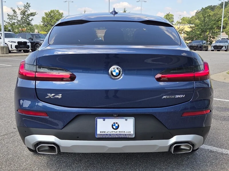 Used 2025 Blue Metallic BMW XDRIVE30I SPORTS ACTIVITY COUPE image 7