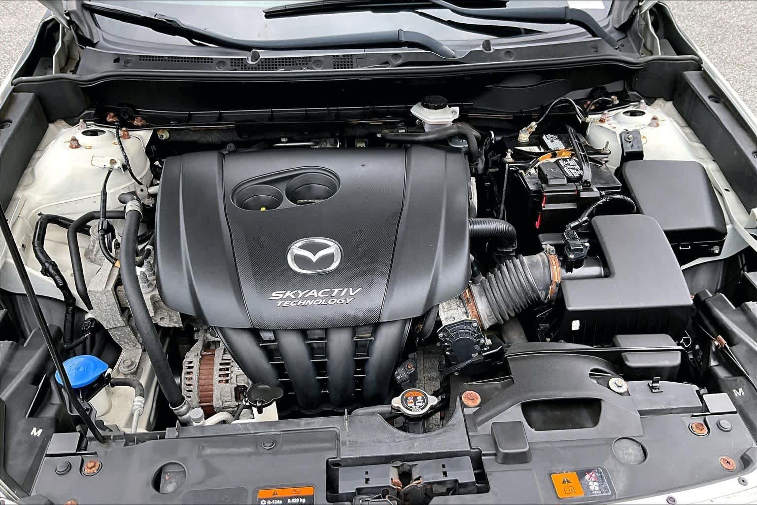 Used 2017 Crystal White Pearl Mica Mazda Grand Touring image 32