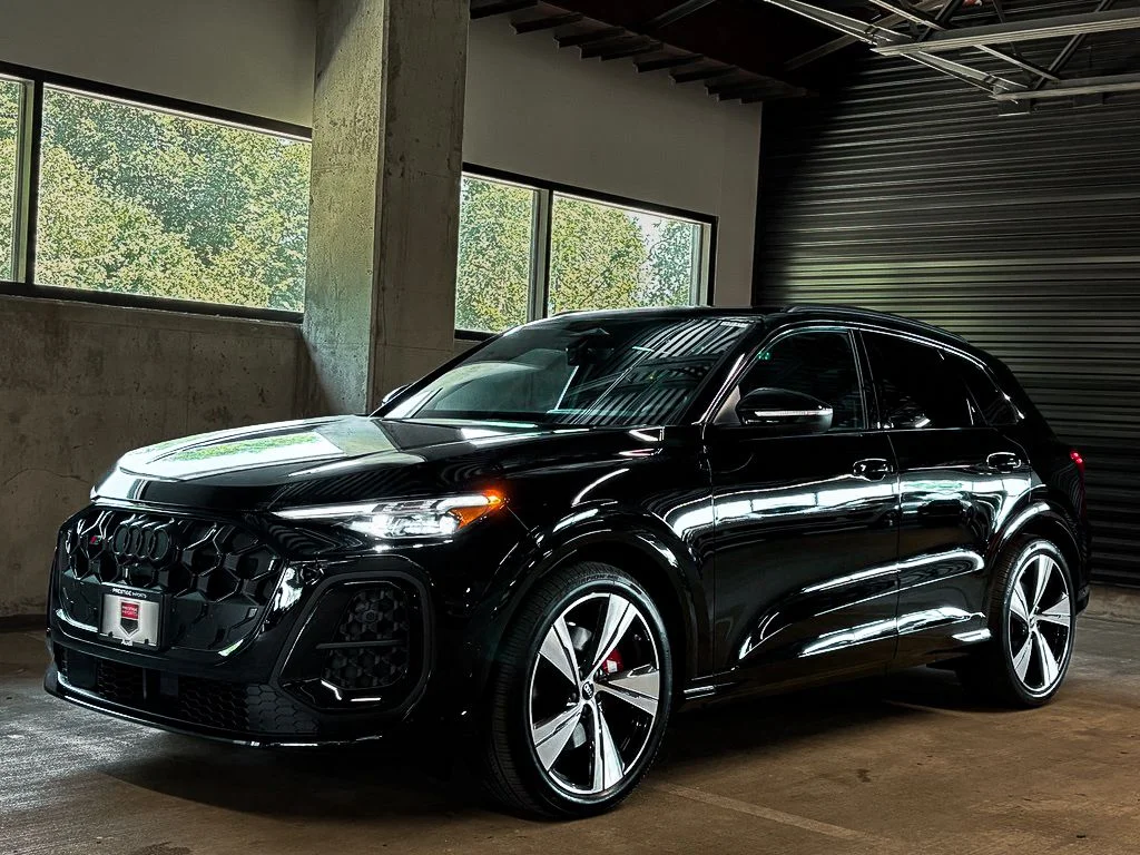2026 Audi SQ5 Premium Plus