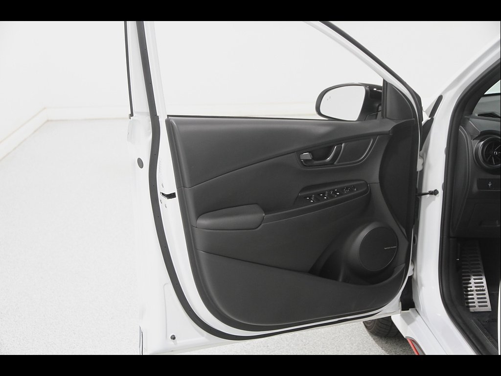 2022 Hyundai Kona N - Photo 4