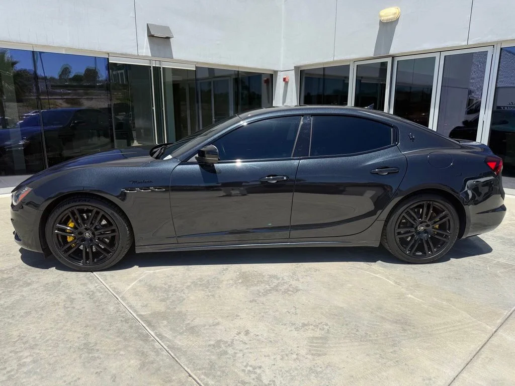 Certified Used 2023 Nero Ribelle Metallic Maserati Modena image 6