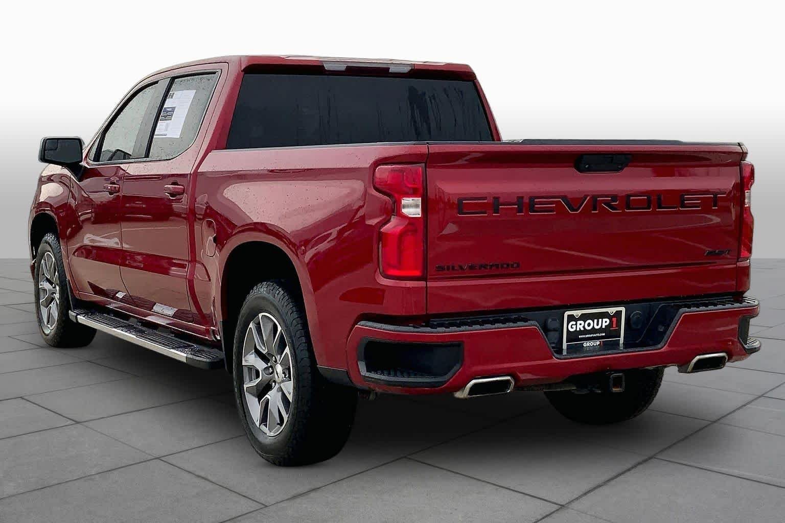 Used 2021 CHERRY RED TINTCOAT Chevrolet RST image 12