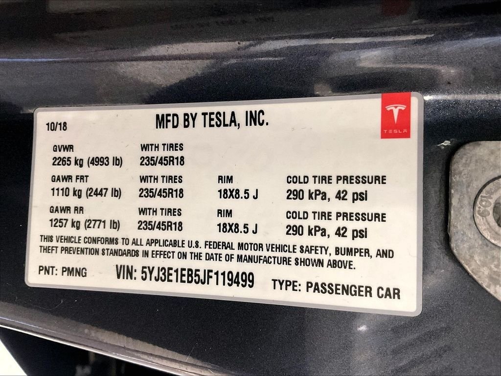 Used 2018 Gray Tesla Long Range image 36