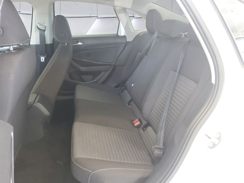 Used 2024 White Volkswagen 1.5T S image 18