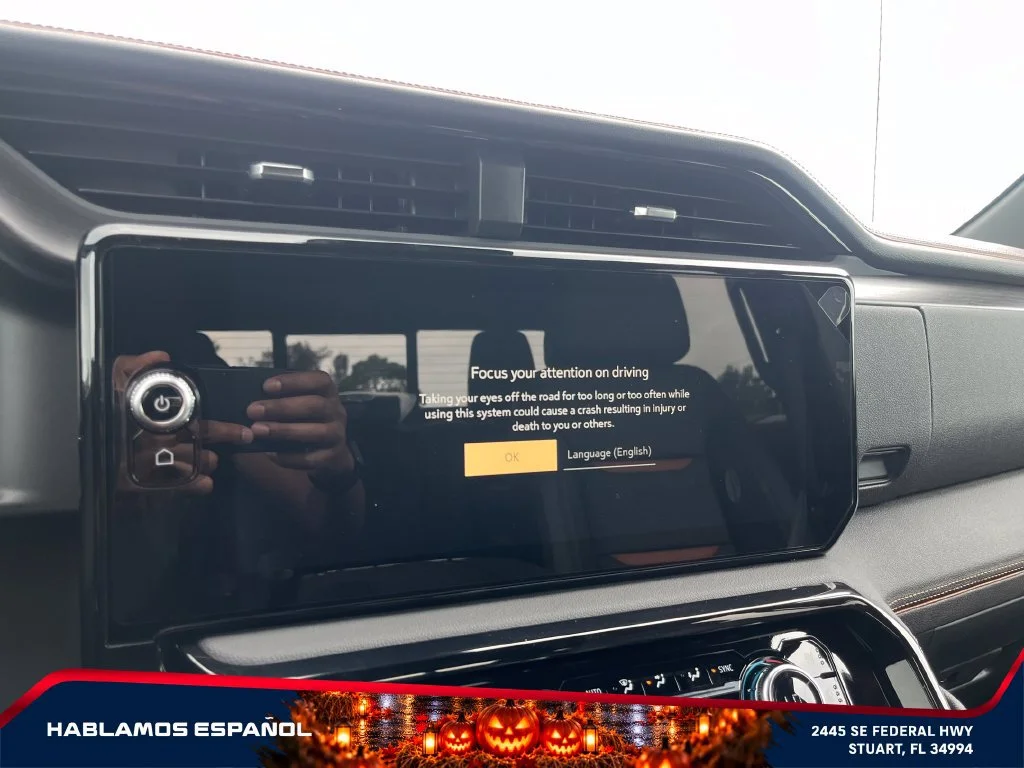 New 2026 Sterling Metallic GMC AT4 image 30