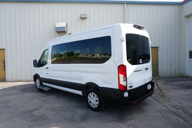New 2026 Oxford White Ford Passenger Van XL image 5