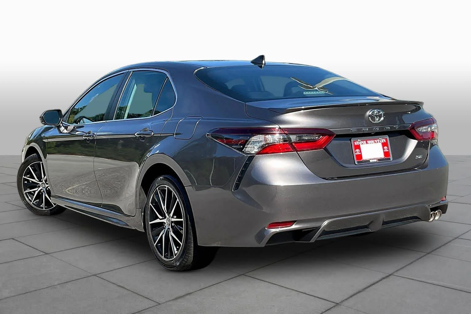 Used 2024 Predawn Gray Mica Toyota SE image 12