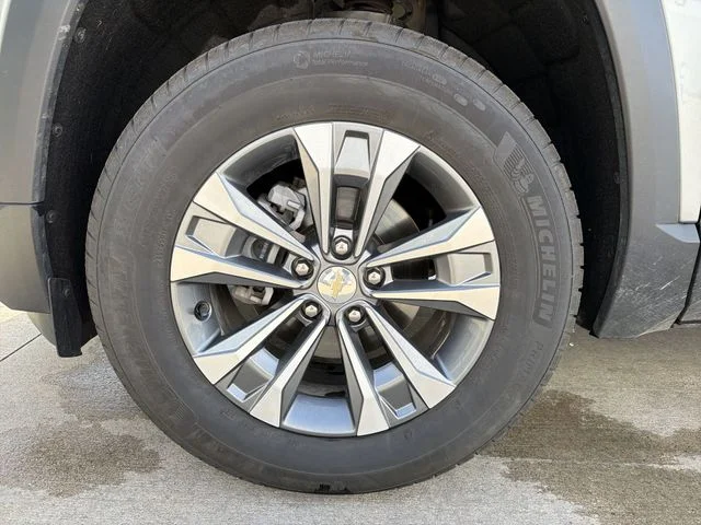 Used 2026 Gray Chevrolet LT image 12