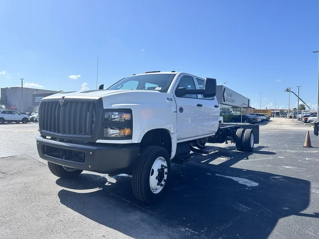 2024 INTERNATIONAL CV515 SFA 4X4 Cab Chassis