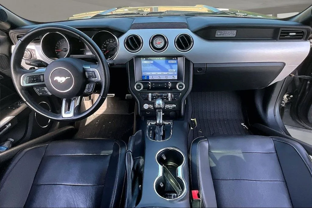 Used 2016 Gray Ford GT Premium image 7