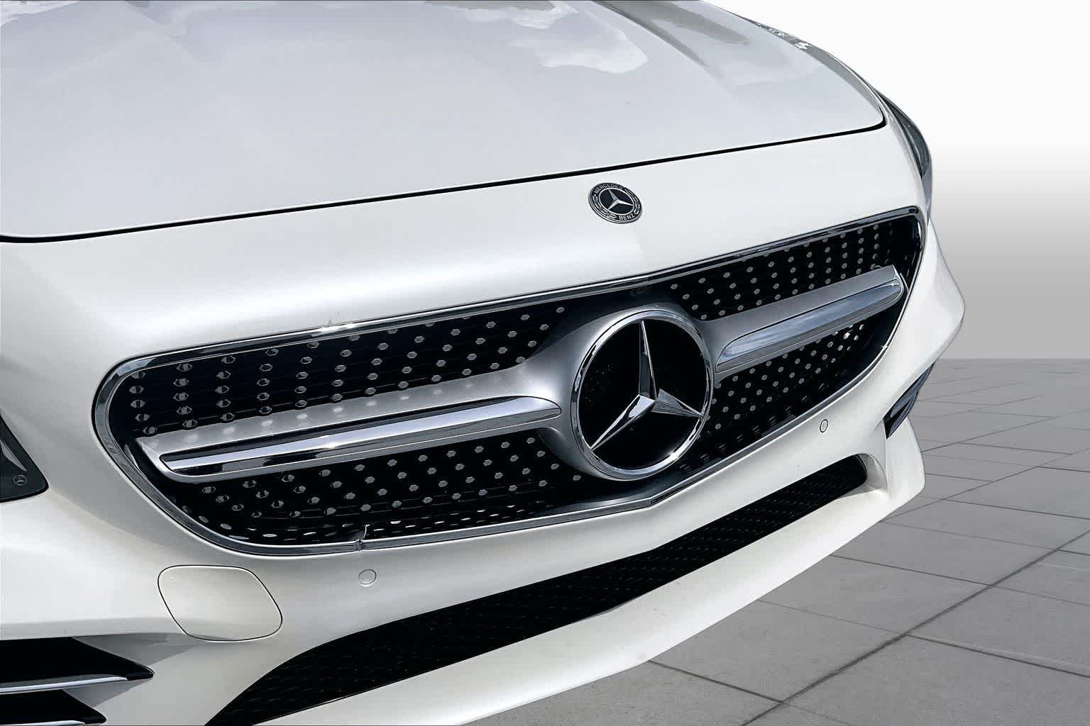 Used 2019 designo Diamond White Mercedes-Benz S 560 image 30