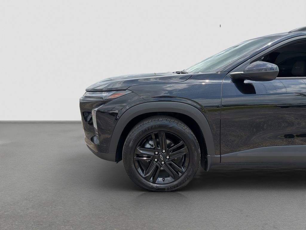 Used 2025 Mosaic Black Metallic Chevrolet ACTIV image 22