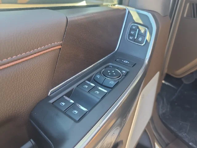 New 2026 Star White Metallic Tri-Coat Ford F-250® King Ranch® image 12