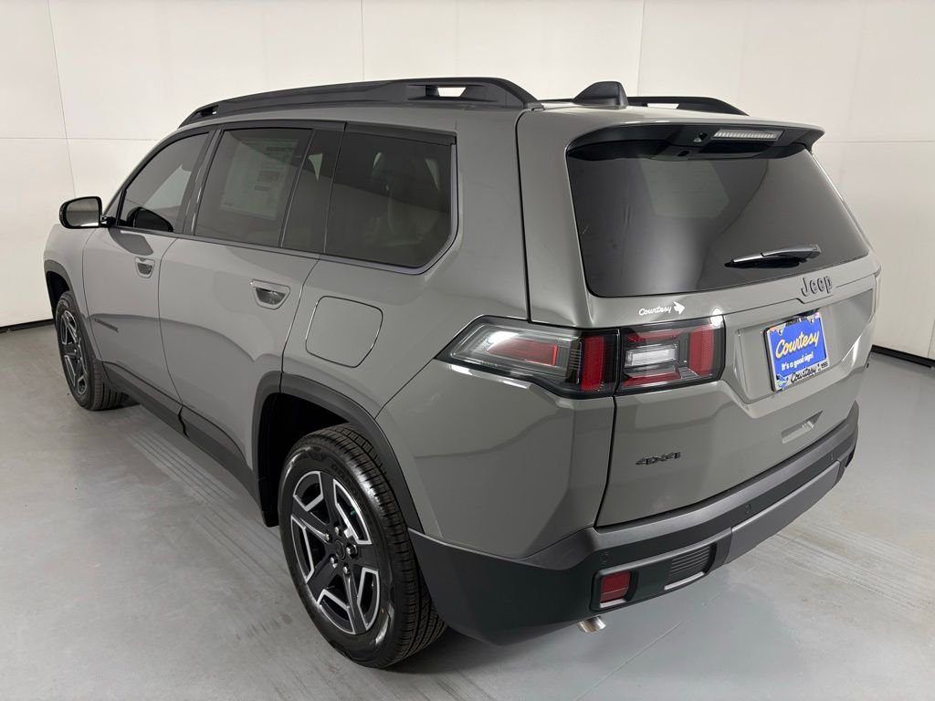 New 2026 Sting-Gray Clear-Coat Exterior Paint Jeep Laredo image 6