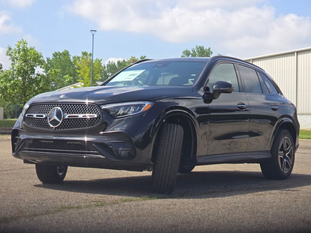 New 2026 Black Mercedes-Benz GLC 300 image 12