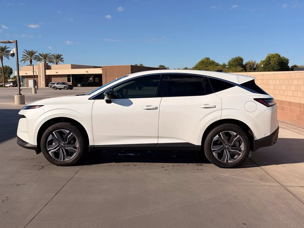 Used 2025 White Nissan SV image 6