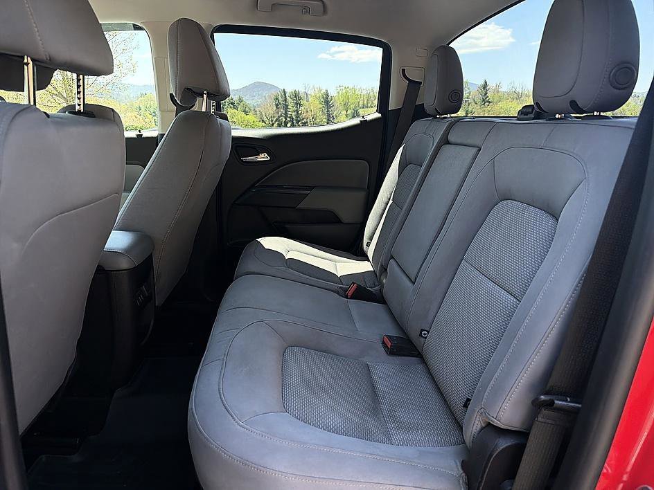 Used 2018 Red Hot Chevrolet 4WD LT image 12