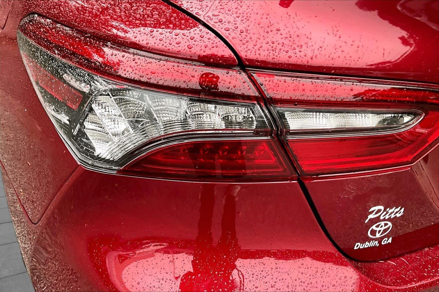Used 2022 Ruby Flare Pearl Toyota Hybrid XLE image 27