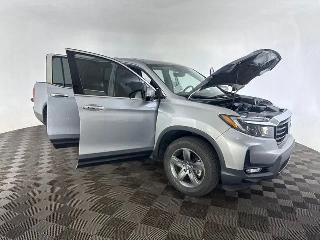 Used 2023 Silver Honda RTL-E image 15