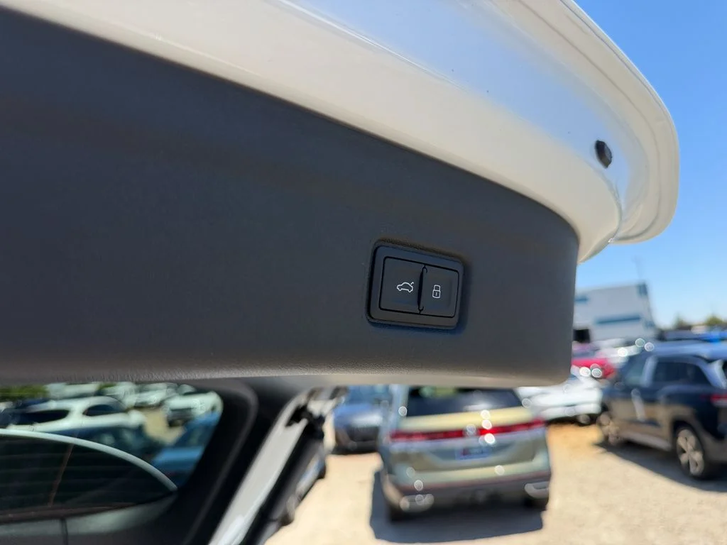 New 2027 White Audi Premium Plus image 27
