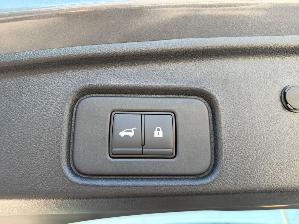 New 2026 Nissan Pathfinder SL 4D Sport Utility