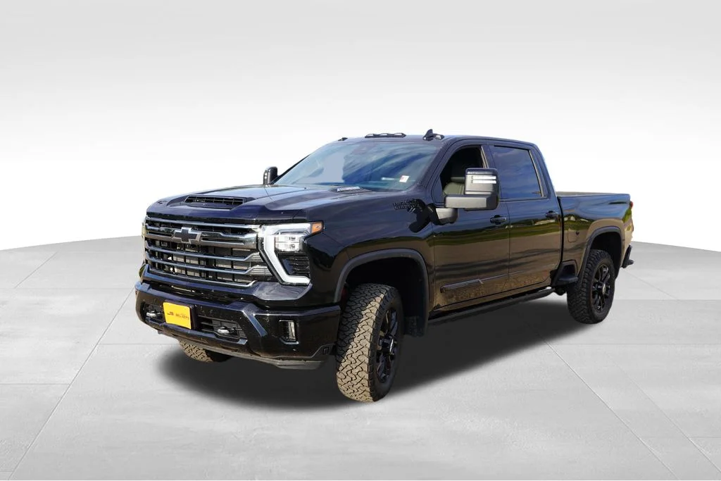 Used 2024 Black Chevrolet High Country image 11