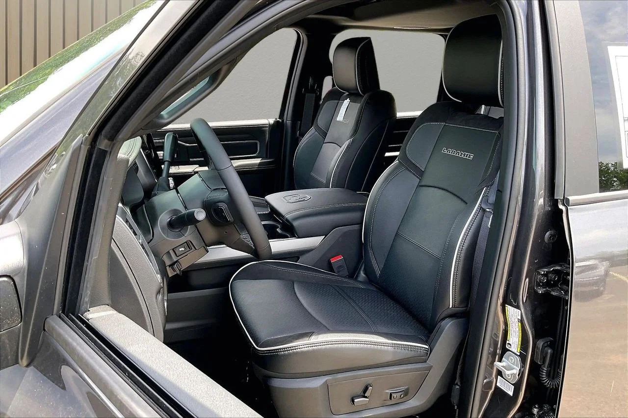 2026 RAM 2500 Laramie - Photo 20