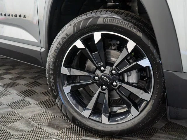 2027 Chevrolet Equinox RS - Photo 8