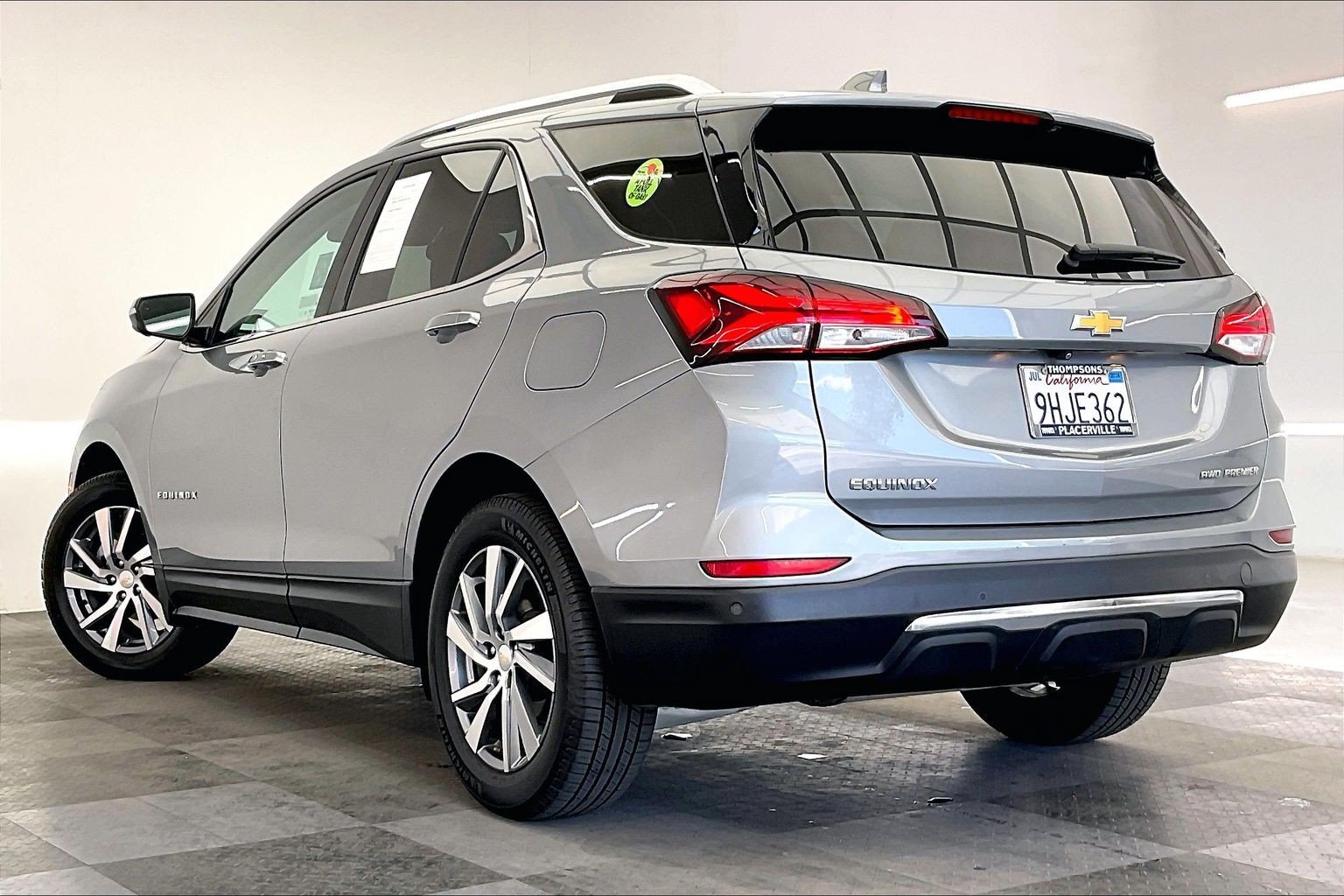 Used 2023 Sterling Gray Metallic Chevrolet Premier image 10