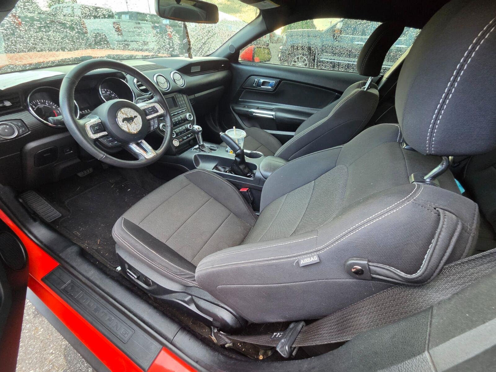 Used 2016  Ford V6 image 8