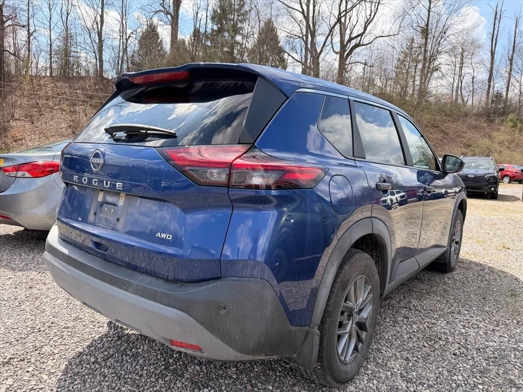 Used 2023 Blue Nissan S image 13