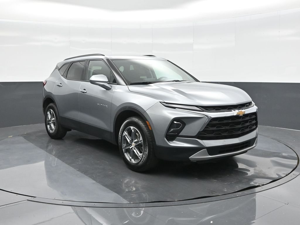 Used 2024 Gray Chevrolet LT image 22