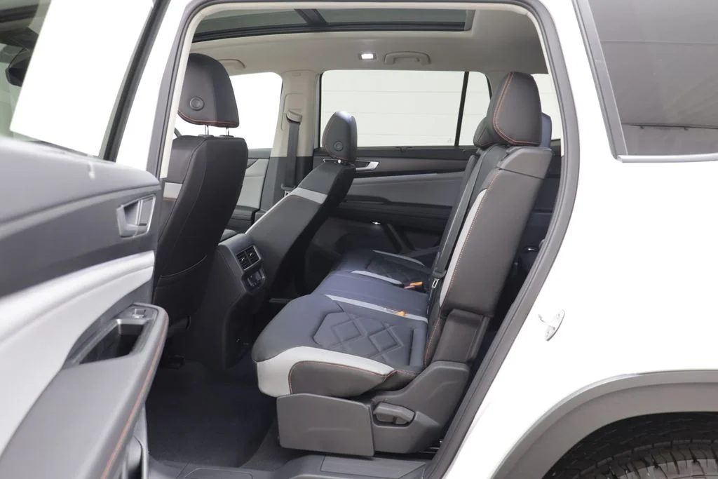 New 2026 Opal White Volkswagen 2.0T Peak Edition image 13