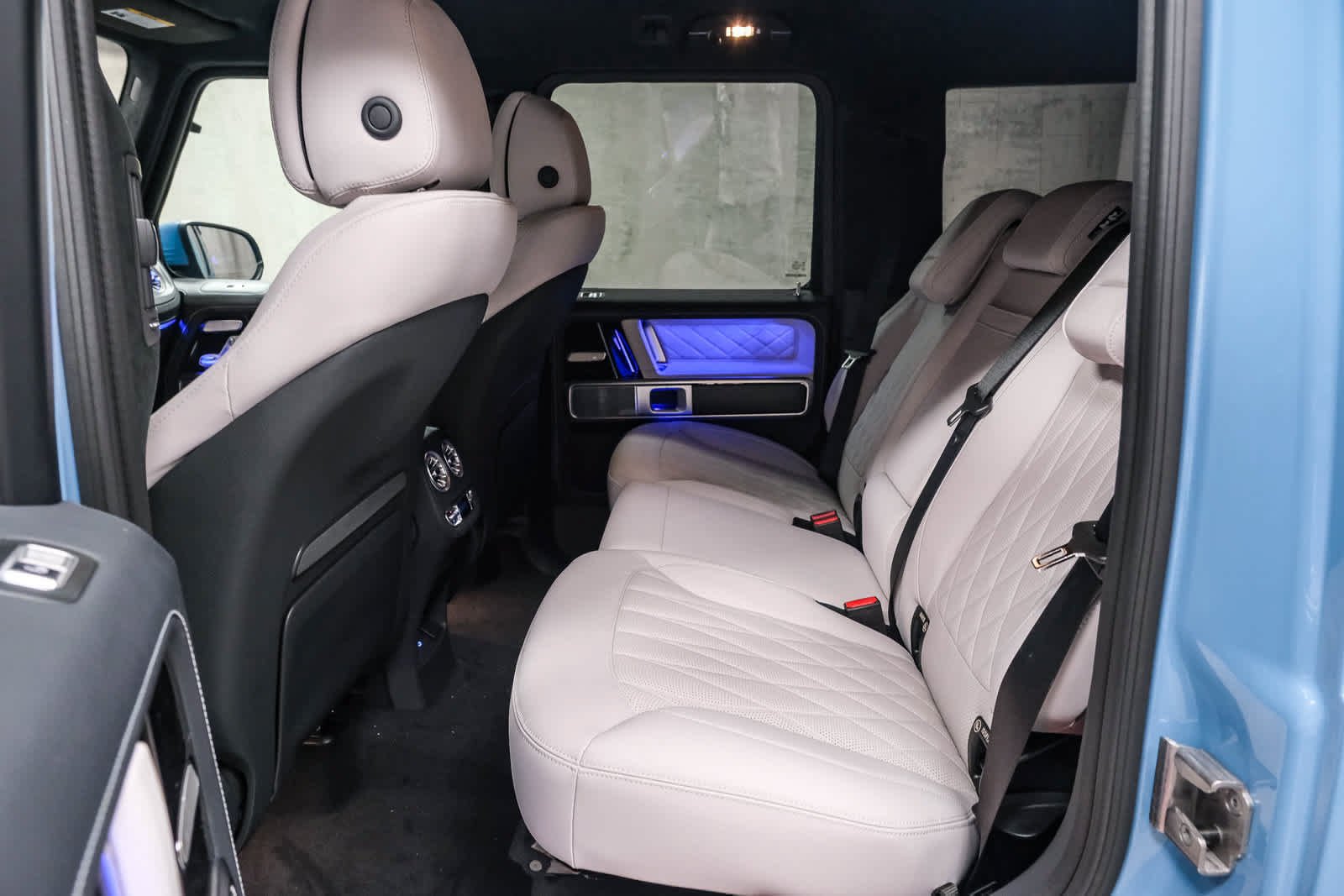 New 2027 MANUFAKTUR China Blue Mercedes-Benz AMG® G 63 SUV image 55