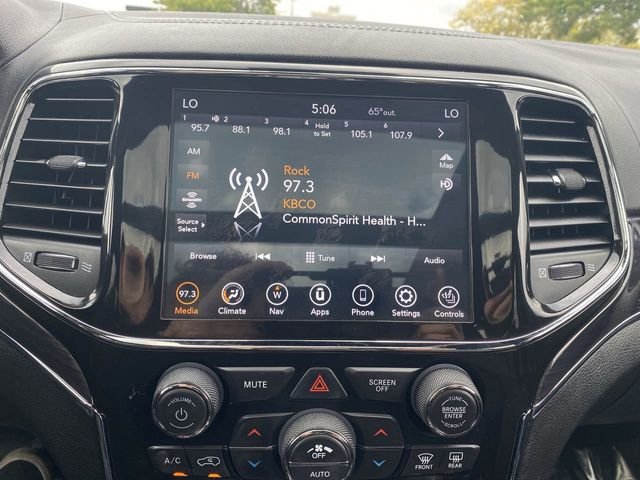 Used 2021 White Jeep Overland image 18
