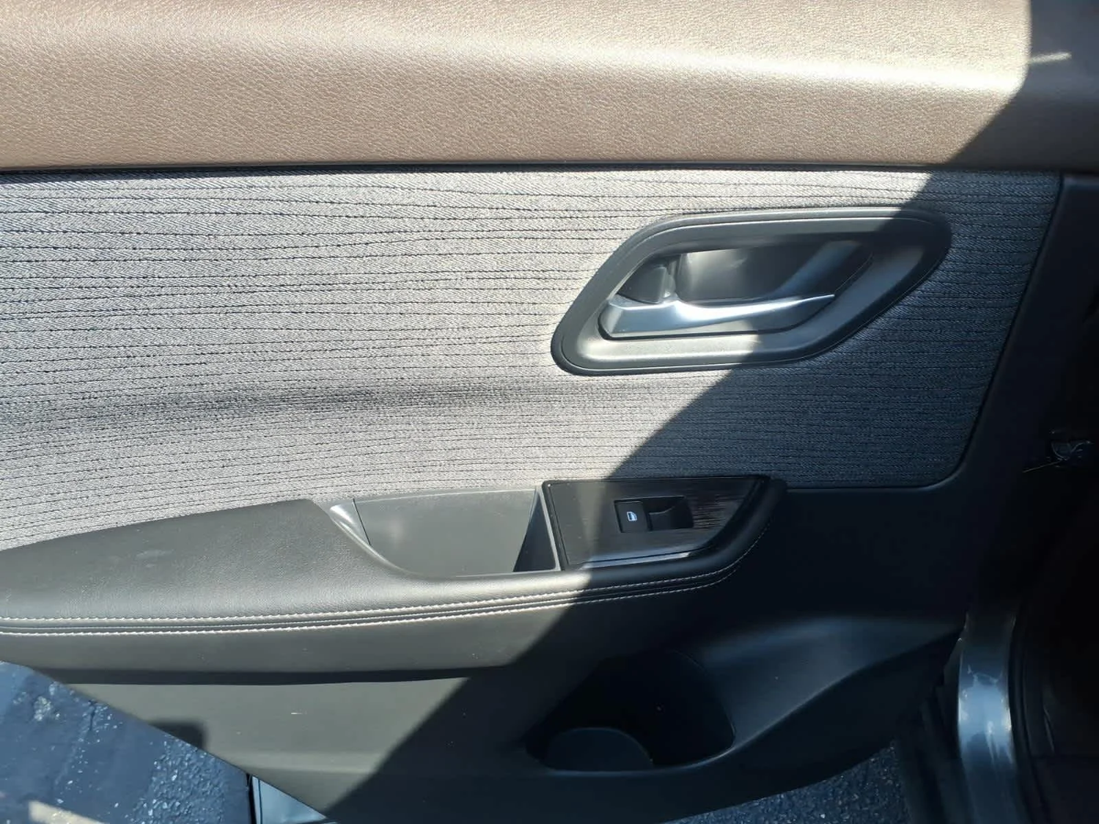 Certified Used 2023 Gun Metallic Nissan SV image 13