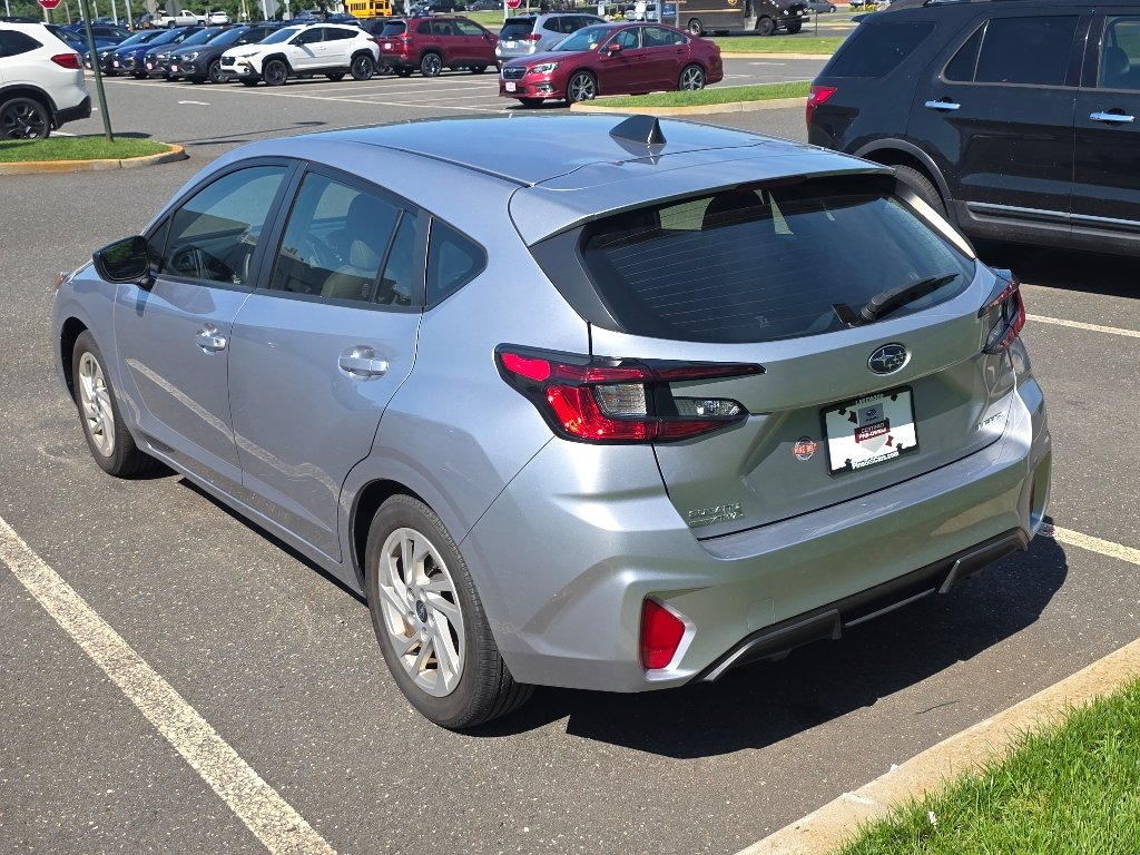 Used 2024 Ice Silver Metallic Subaru  image 4