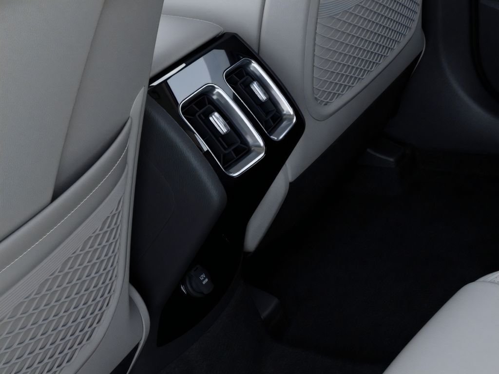 New 2026 White Kia X-Line SX image 26