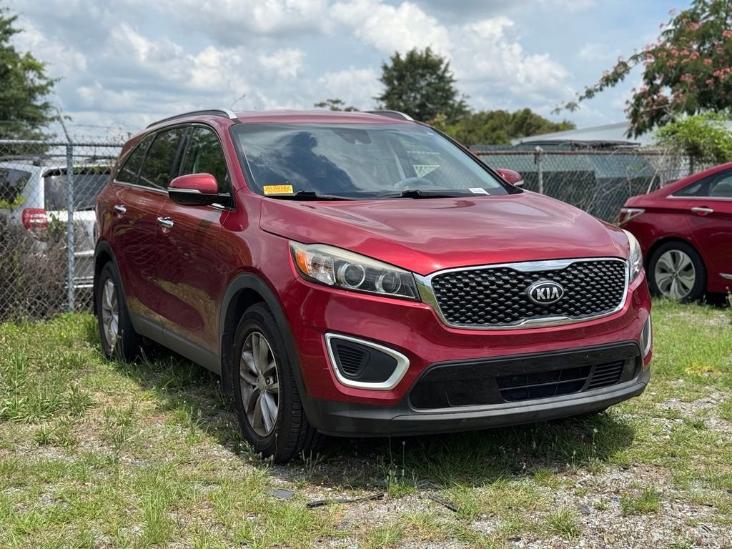Used 2018 Red Kia LX image 2