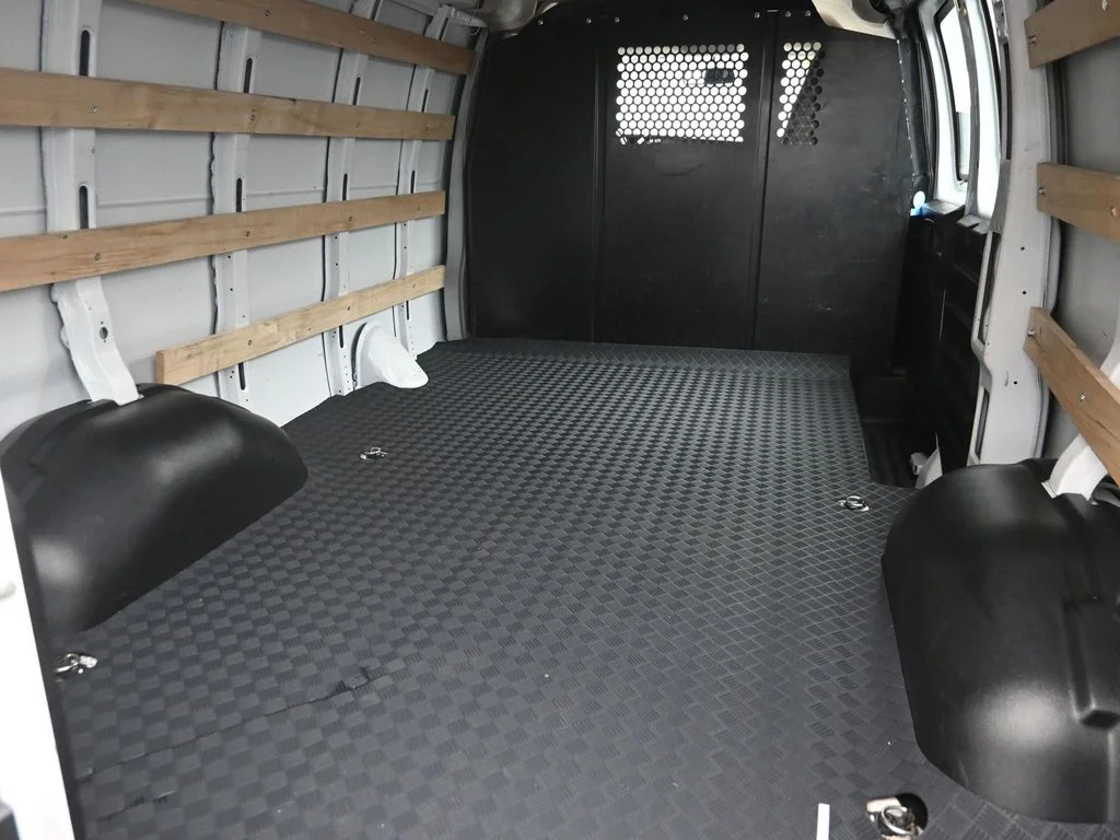 Used 2024 White GMC Work Van image 11