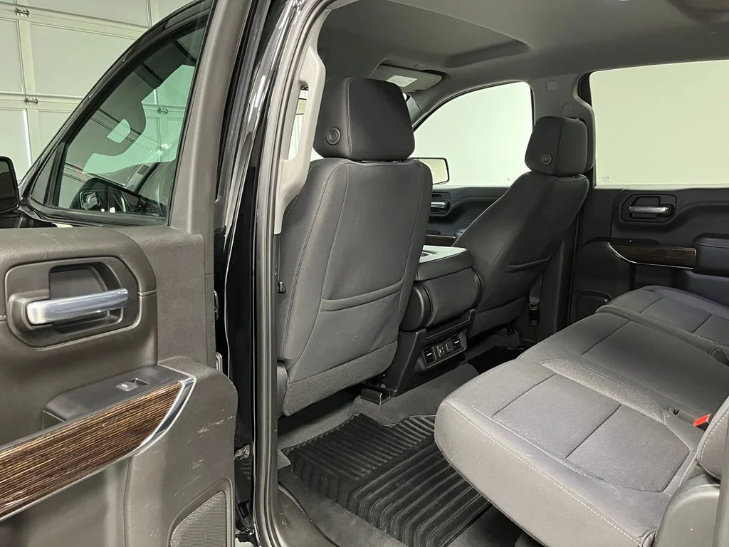 Used 2021 Black GMC Elevation image 44