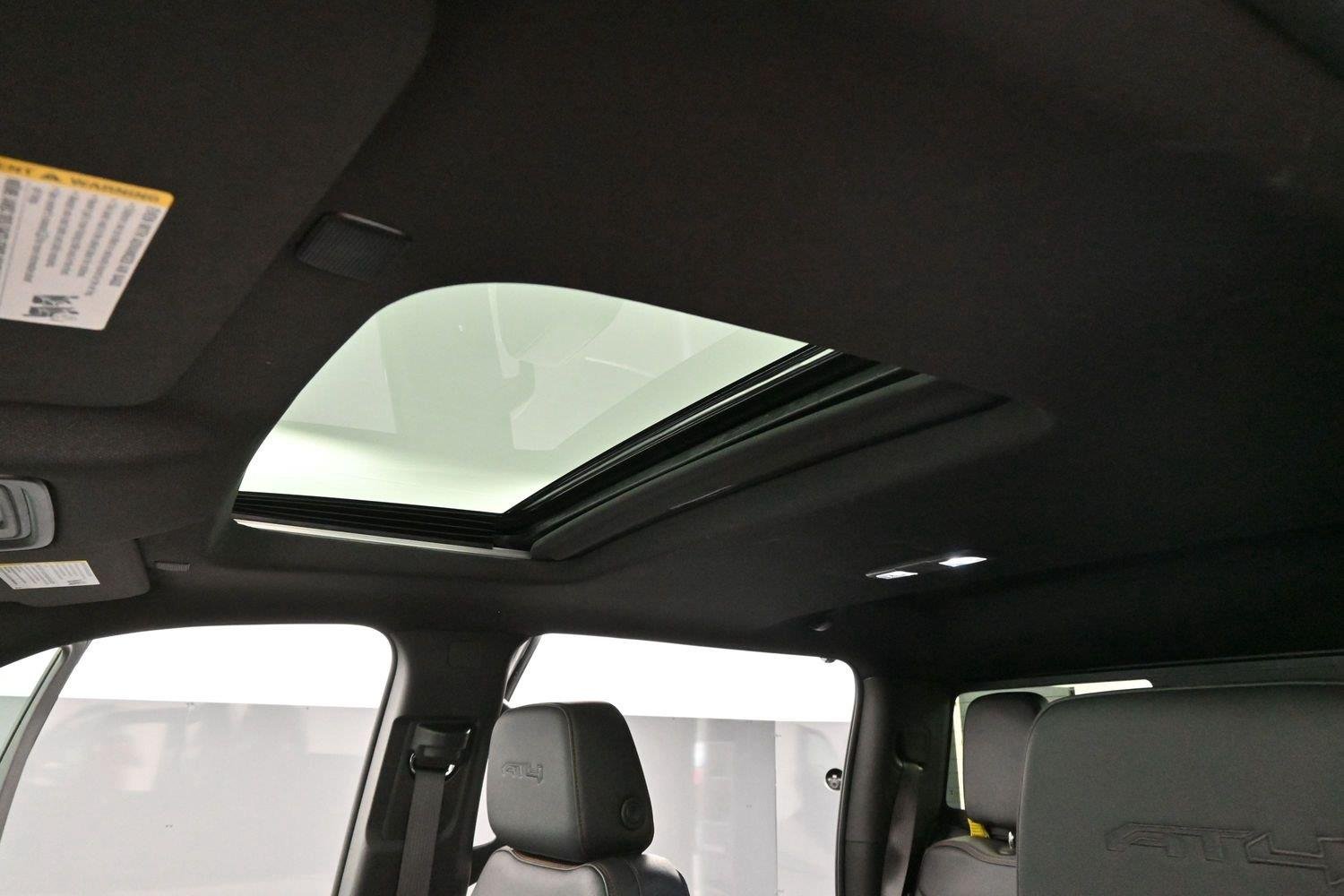 Used 2026 Onyx Black GMC AT4 image 29