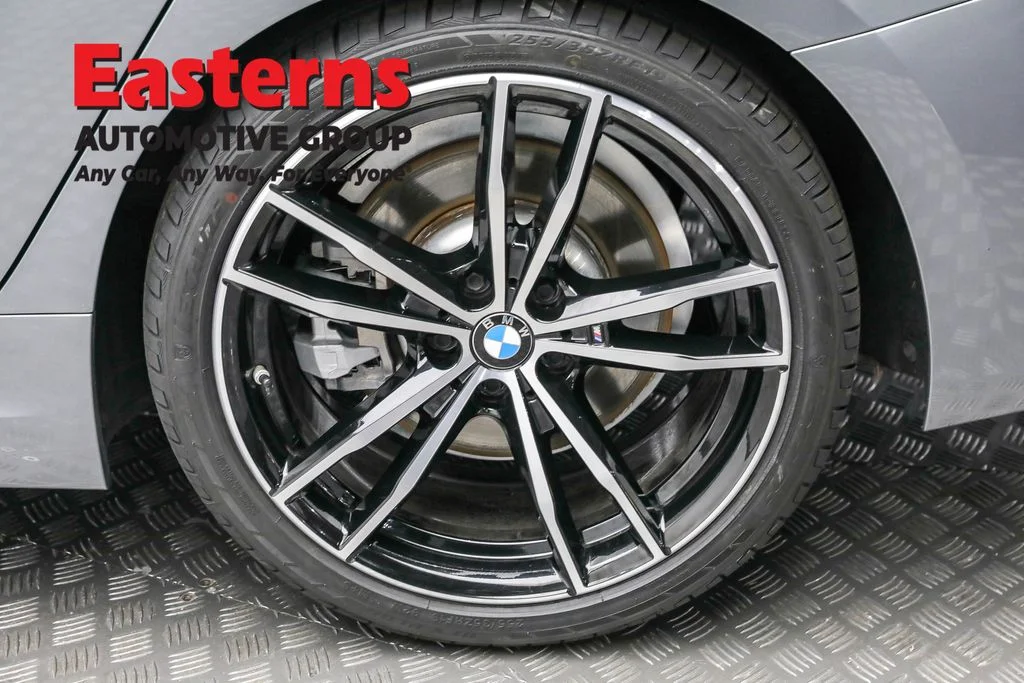 Used 2023 Gray BMW 330i image 8