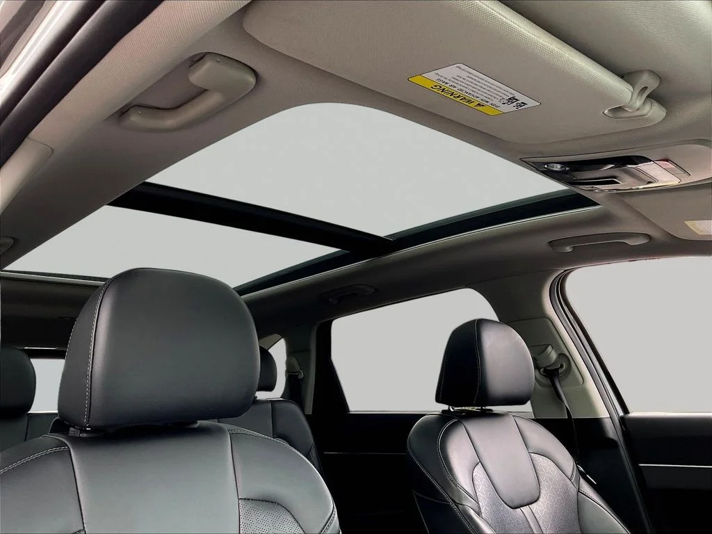 Used 2023 Green Kia X-Line EX image 28