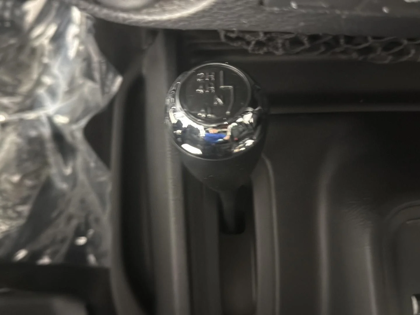 Used 2014  Jeep Sahara image 20