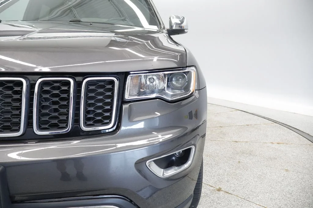 Certified Used 2020 Gray Jeep Limited image 13