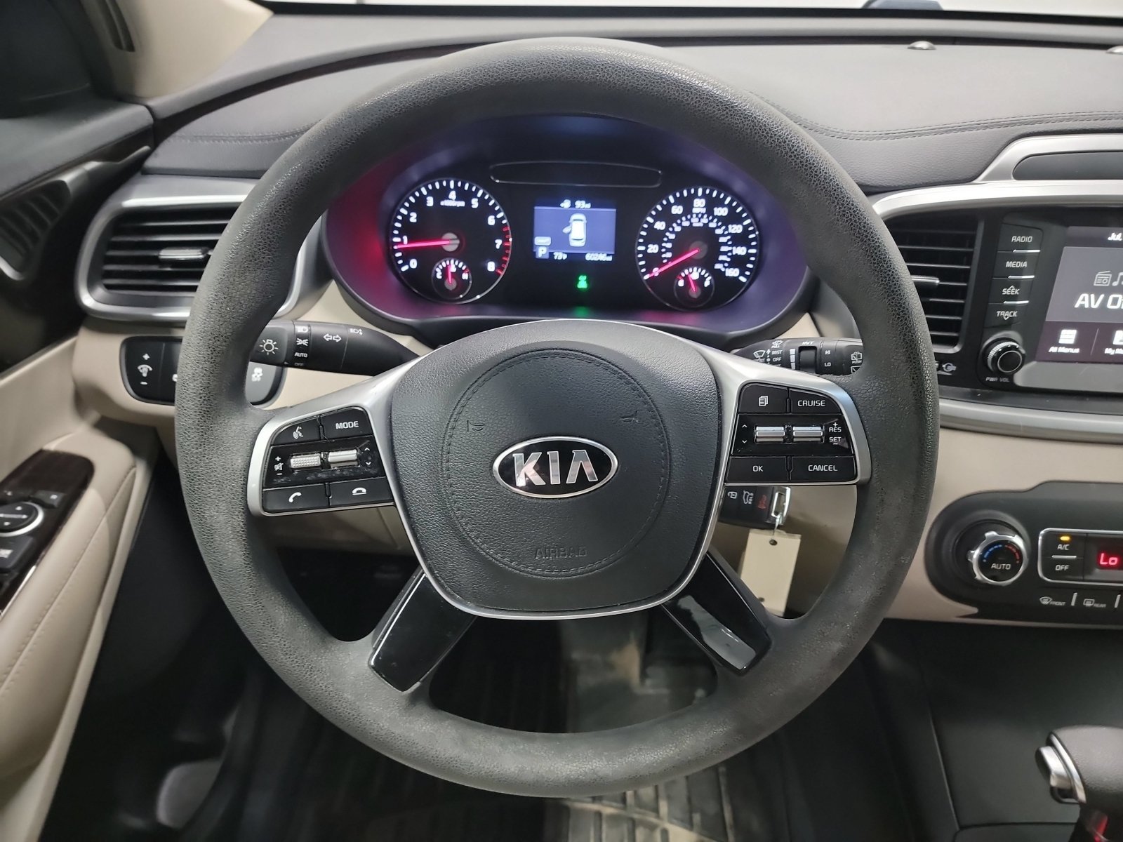Used 2019 Blaze Blue Kia LX V6 image 16
