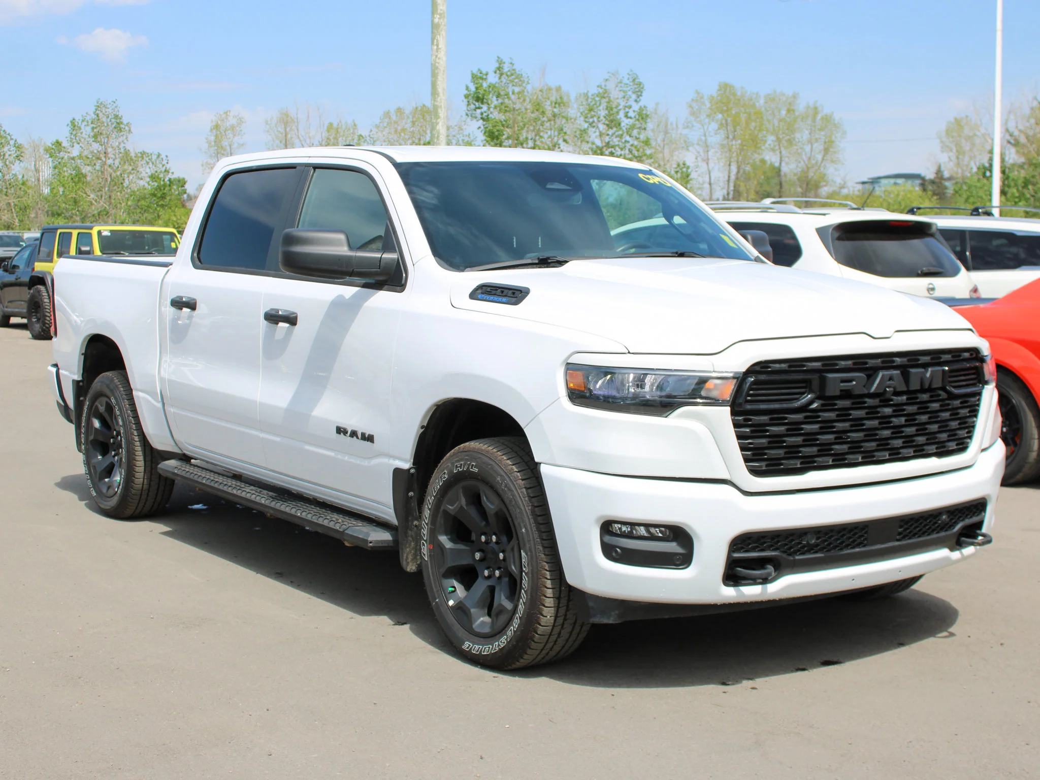 Certified Used 2025 White RAM Tradesman * Adaptive Cruise | Protection Group | Sport Appearance | 3M PPF | Apple CarPlay image 9