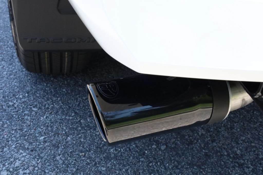 2025 Toyota Tacoma SR5 - Photo 27